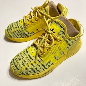 Adidas NMD R1 V2 Sneaker Shoes Yellow All Over Print Youth Size 4.5 Womens 6/6.5